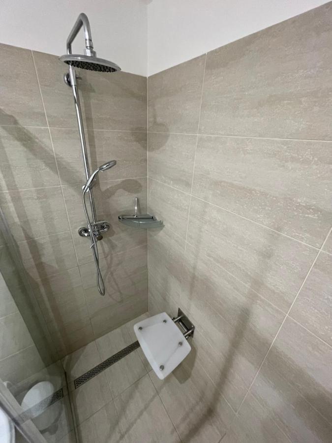 Cosy Apartmant In Hodoninアパートメント エクステリア 写真