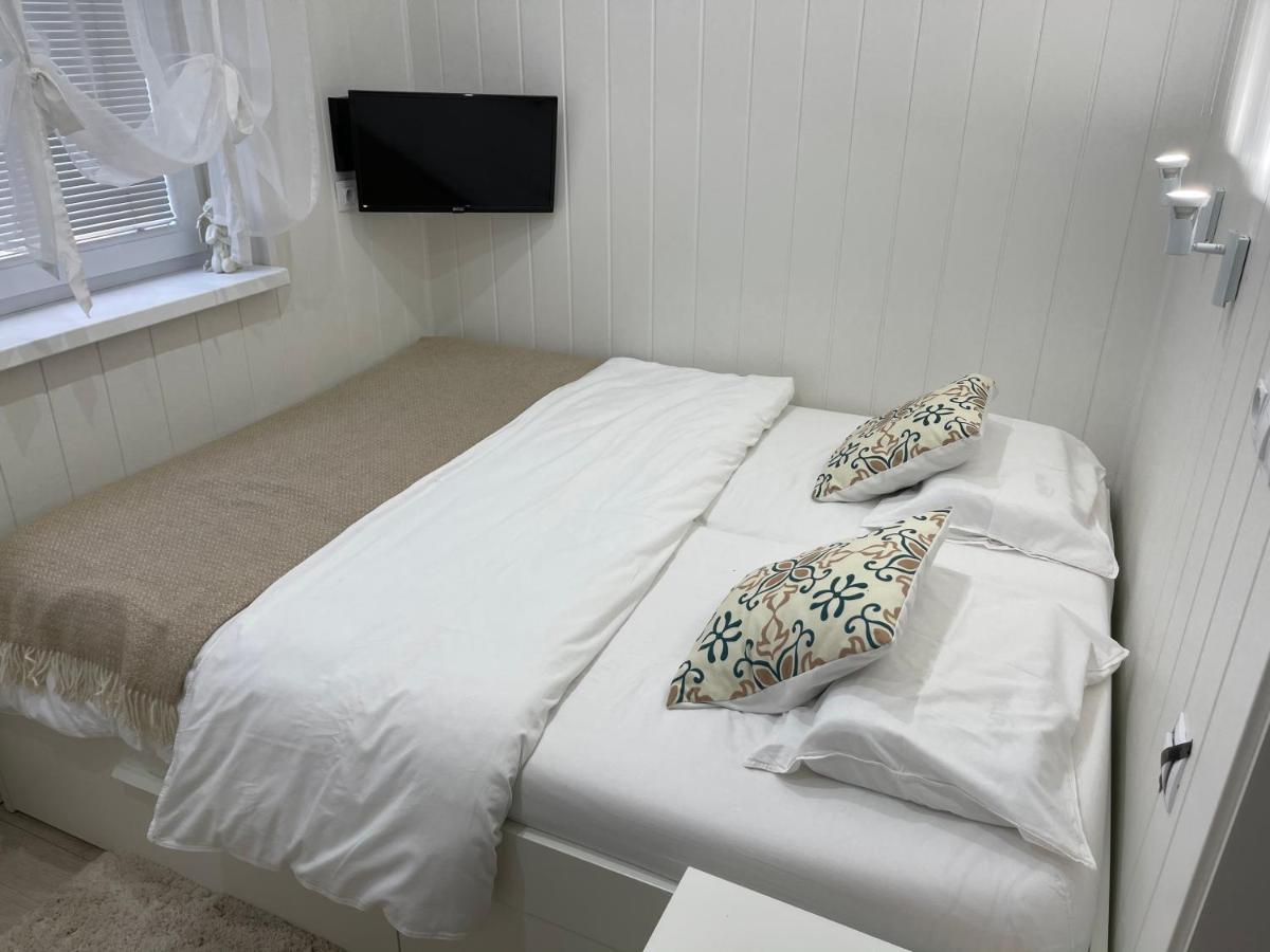 Cosy Apartmant In Hodoninアパートメント エクステリア 写真